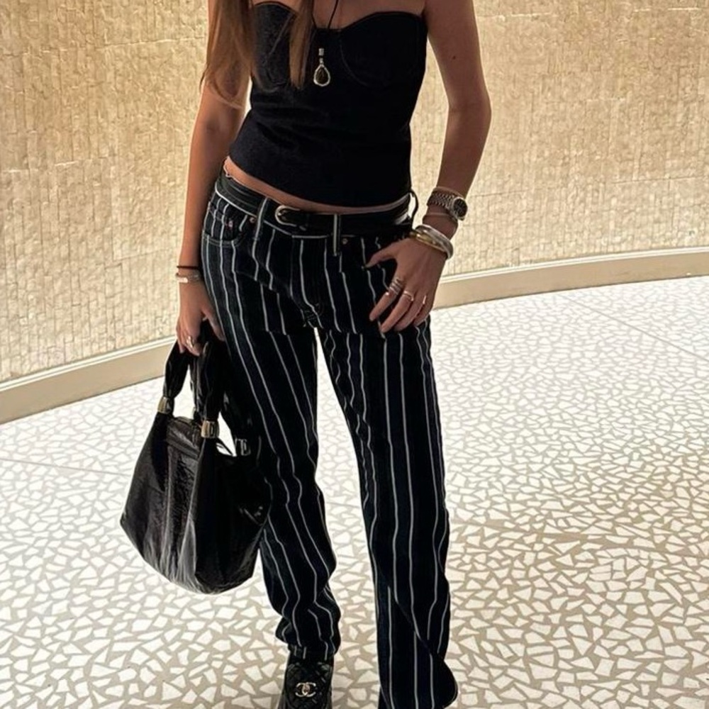 LEVIS BLACK AND WHITE STRIPED DENIM JEANS - Picture 3 of 5